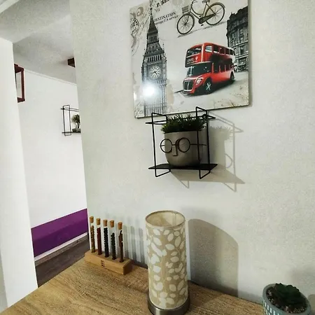 Apartment Monroe